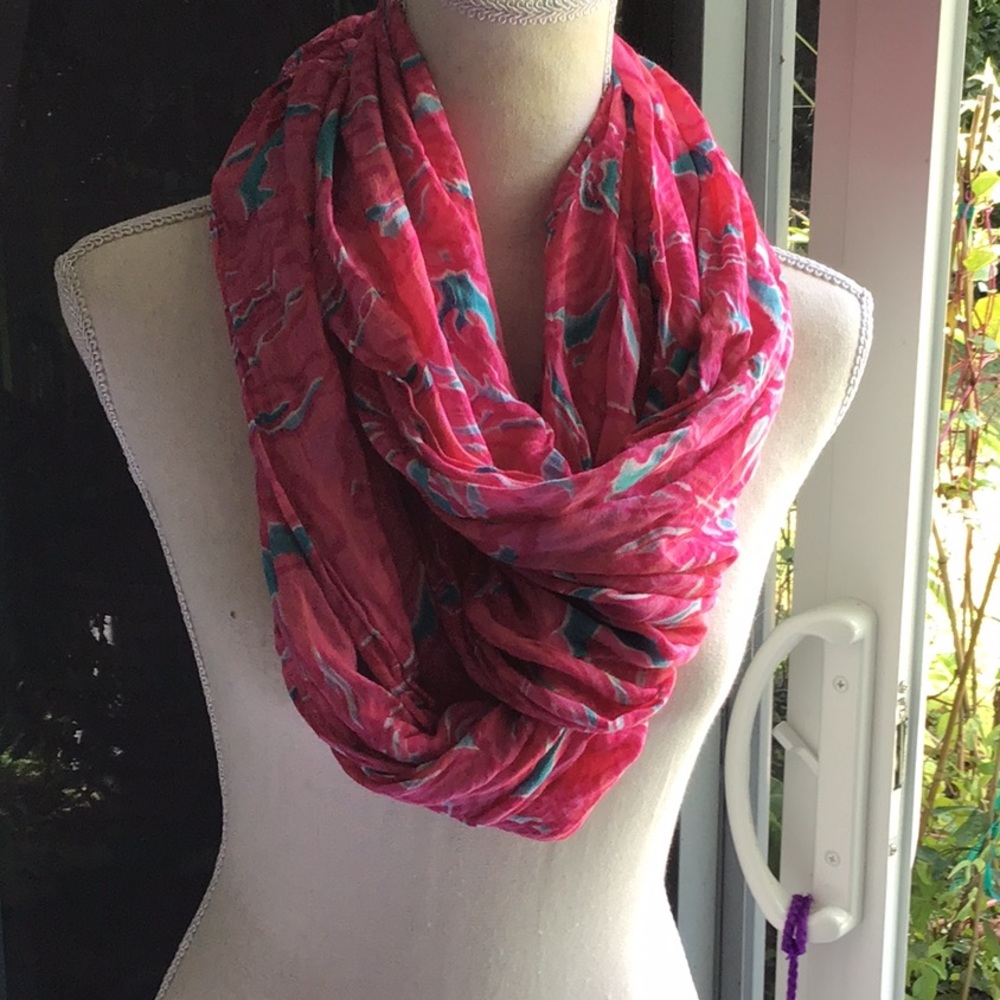 Lilly Pulitzer infinity scarf